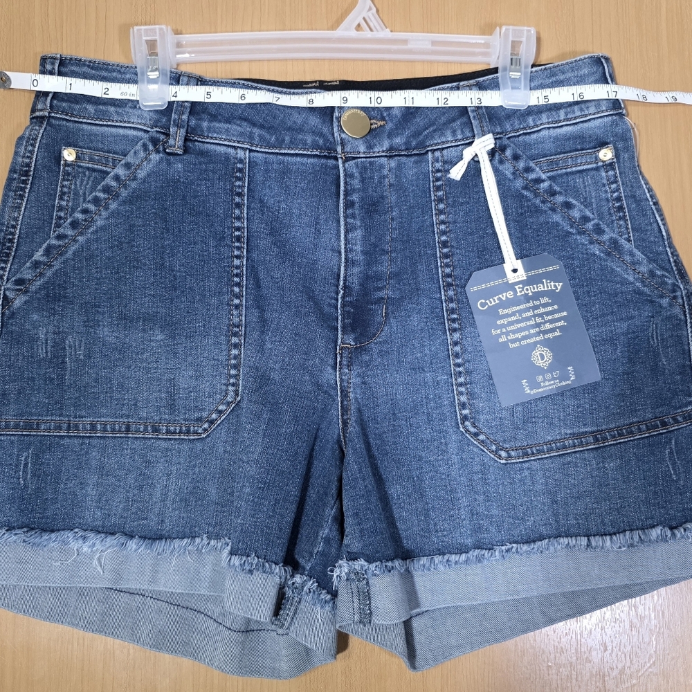 Democracy “Curve Equality” Ab Solution Denim Shorts – Size 14 NWT - Picture 12 of 14